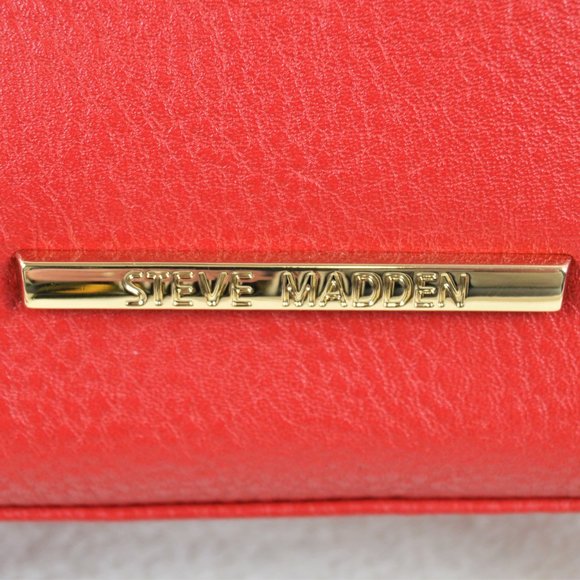 !! HP !! NWT STEVE MADDEN Red London Flap Backpack - Picture 6 of 8